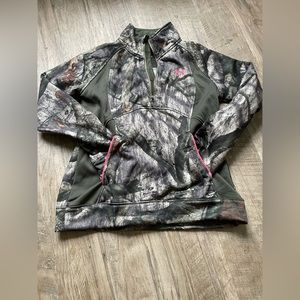Mossy Oak Under Armour Quarter Zip jacket